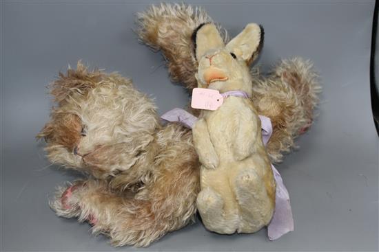 A collection of assorted modern and vintage soft toys including Steiff